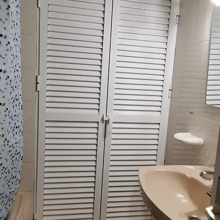 Kapselhotel Playamar Ii *
