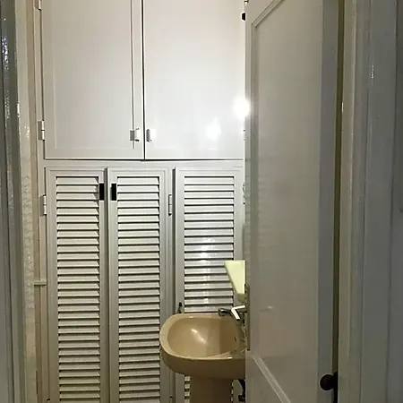 Playamar Ii Capsule hotel *